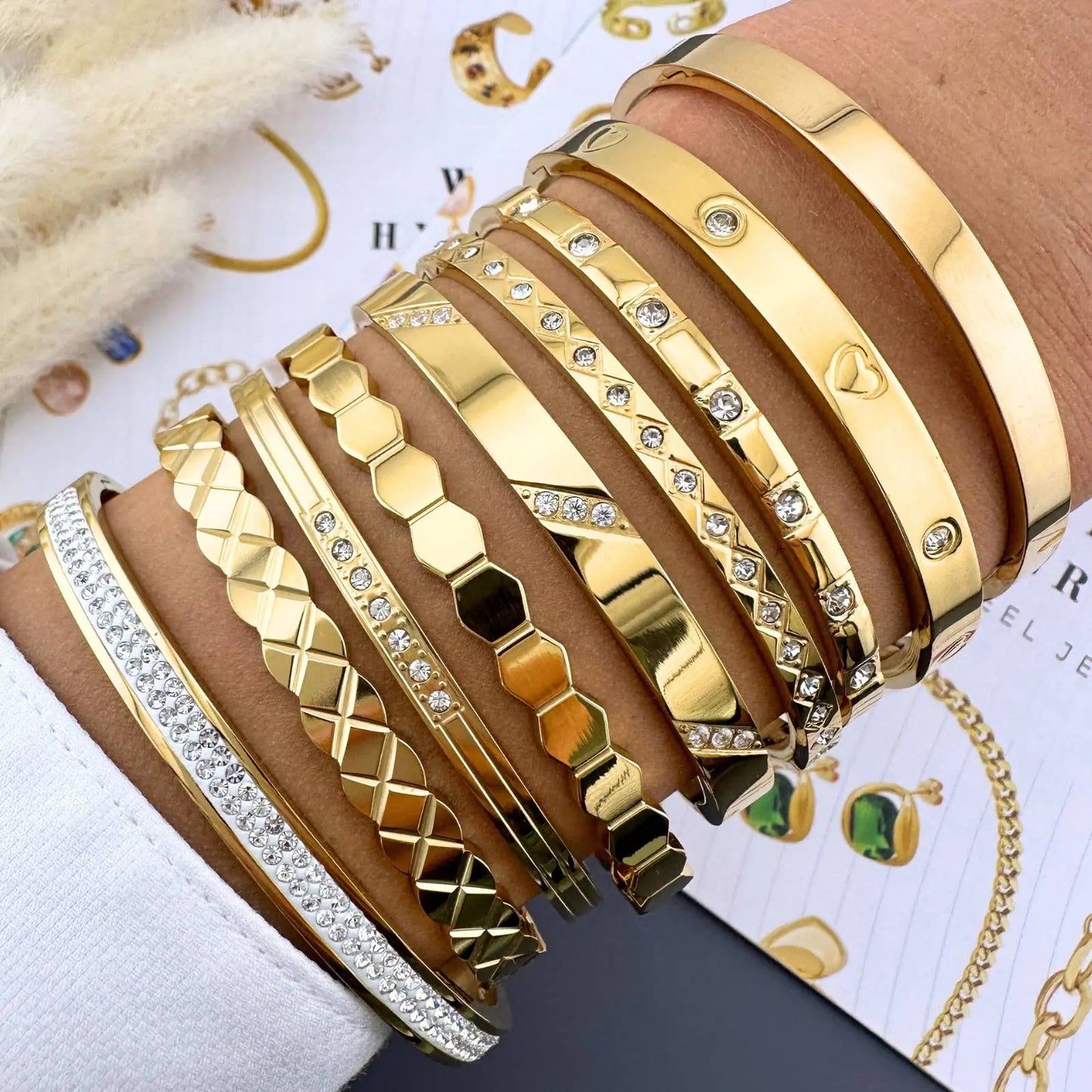 Classic Gold - 18k Gold Plated Bangle My Store